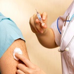 Flu Vaccination Rates Low Among Health Care Aides and Assistants
